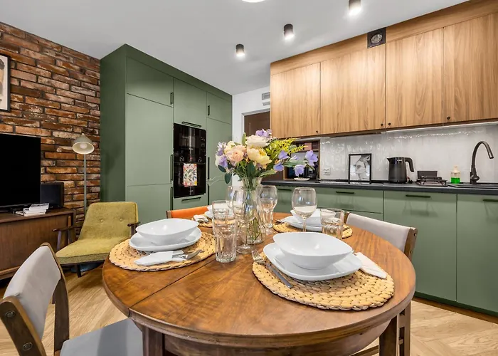 Mokotow - Tram&bus Nearby - By Rentujemy * Warschau